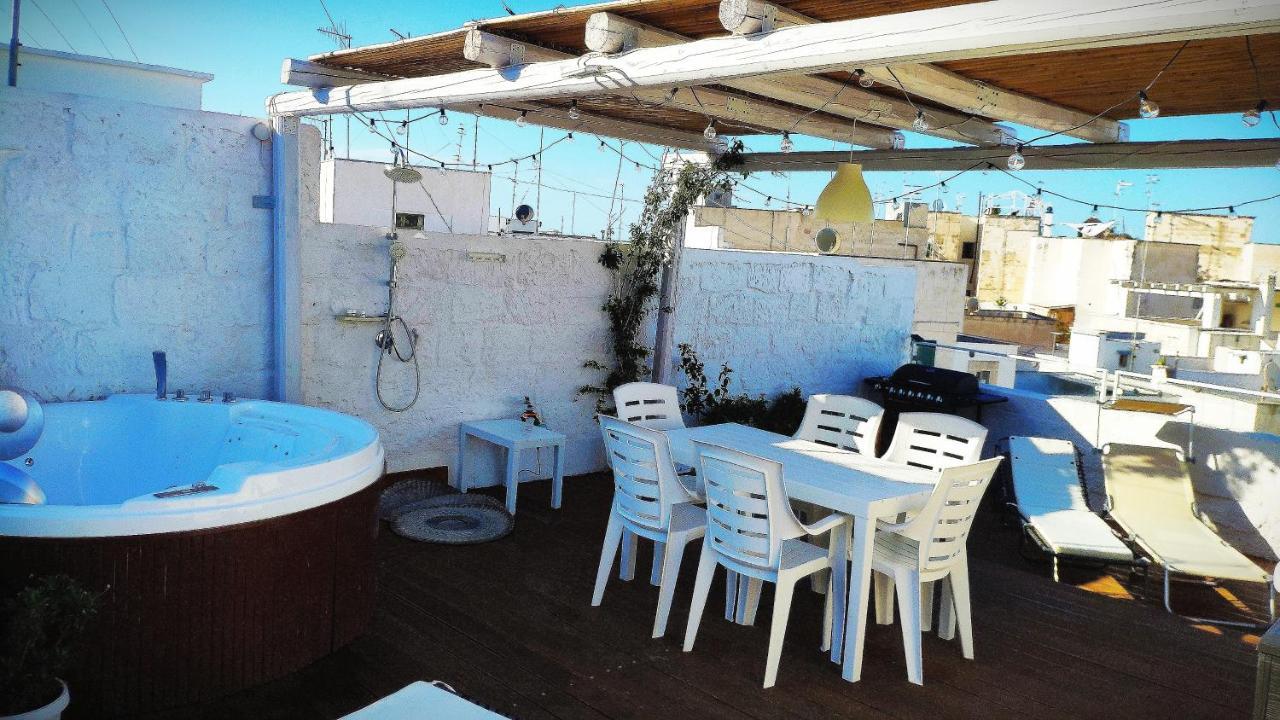 Amalfi Pool Suite - Puglia Mia Apartments Monopoli Ngoại thất bức ảnh