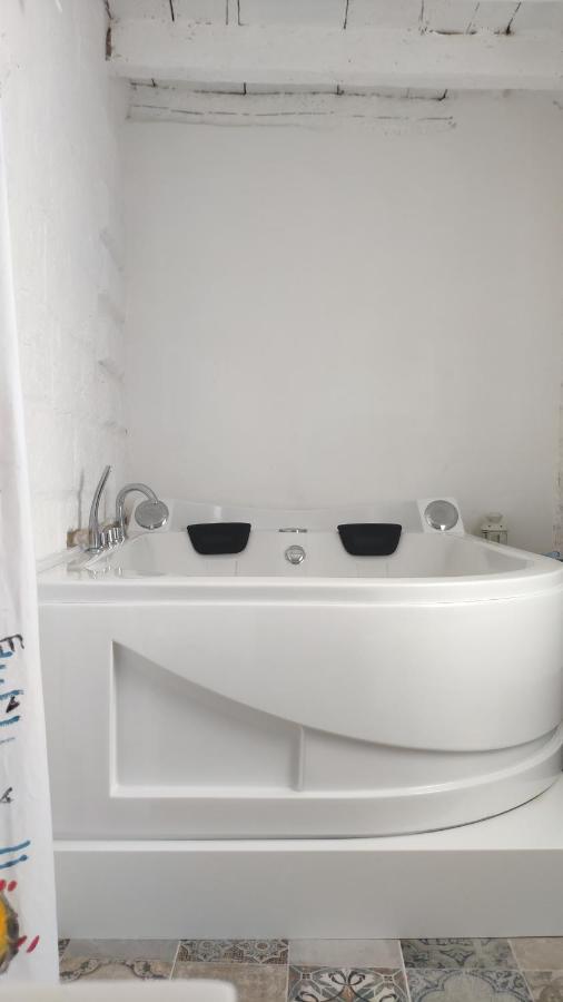 Amalfi Pool Suite - Puglia Mia Apartments Monopoli Ngoại thất bức ảnh